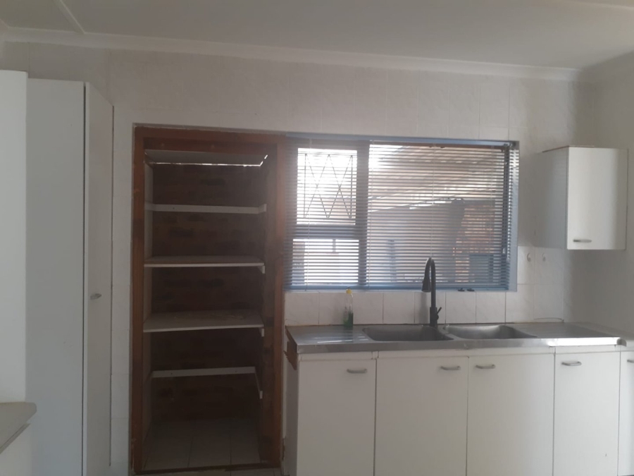 3 Bedroom Property for Sale in Rowallan Park Eastern Cape